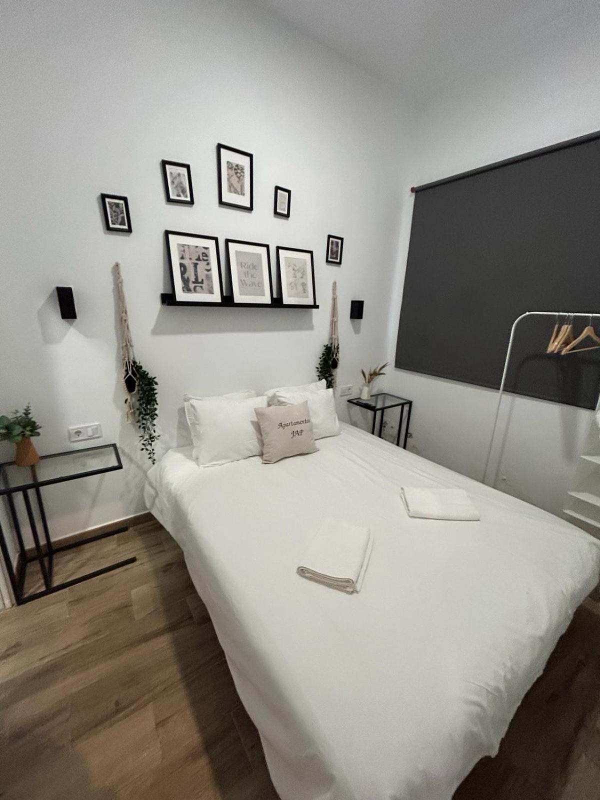 Apartamentos Pino Benidorm Zimmer foto