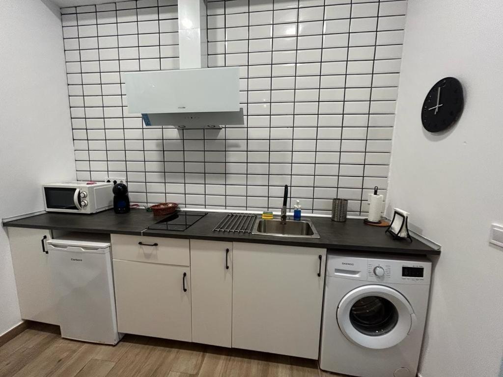 Apartamentos Pino Benidorm Zimmer foto