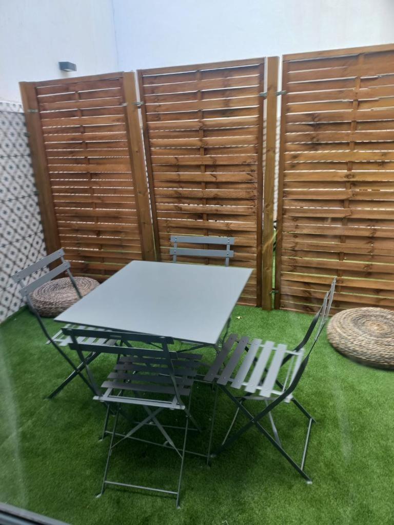 Apartamentos Pino Benidorm Zimmer foto